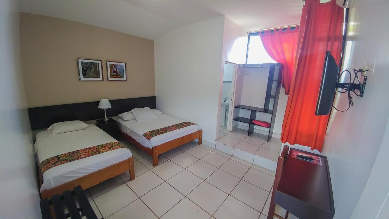 Hostal "Centrika" Tarapoto Kültér fotó