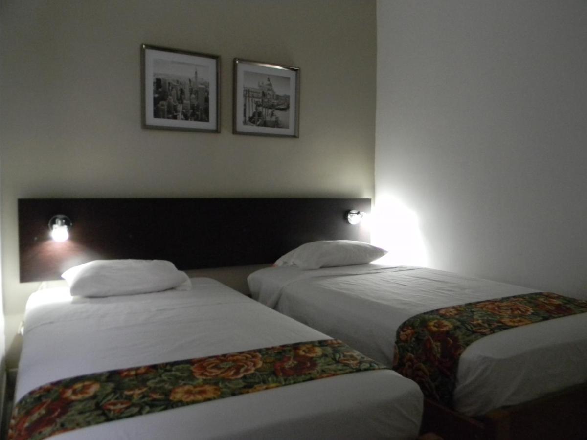 Hostal "Centrika" Tarapoto Kültér fotó