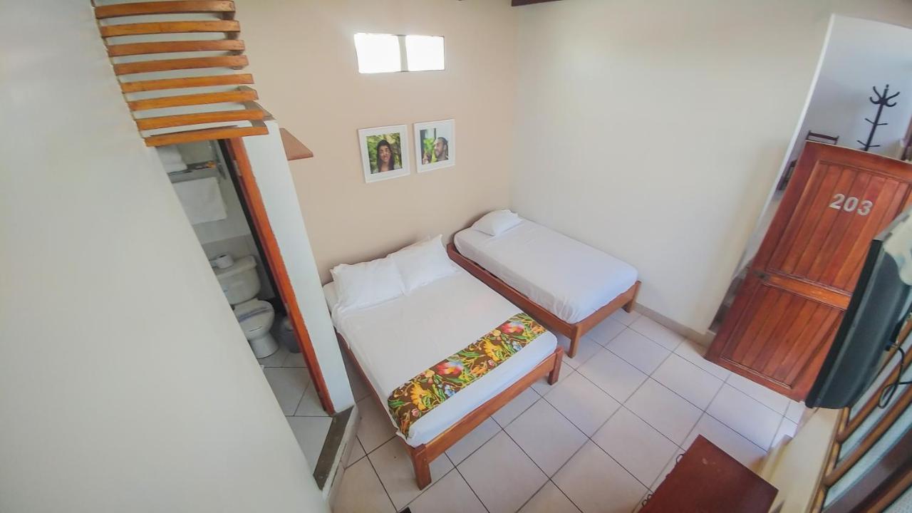 Hostal "Centrika" Tarapoto Kültér fotó