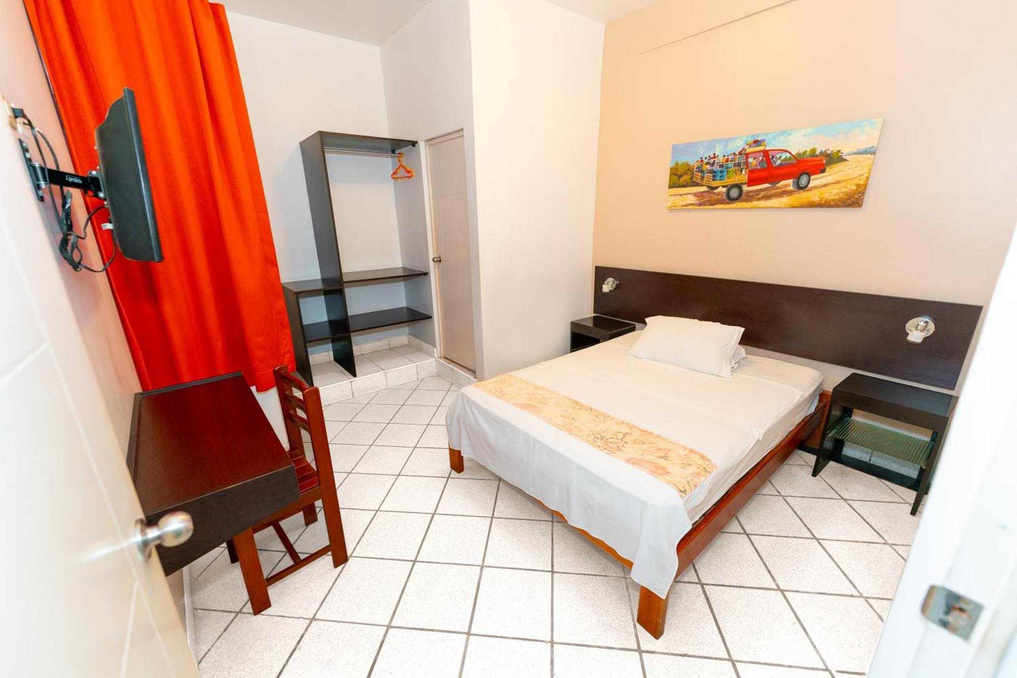 Hostal "Centrika" Tarapoto Kültér fotó