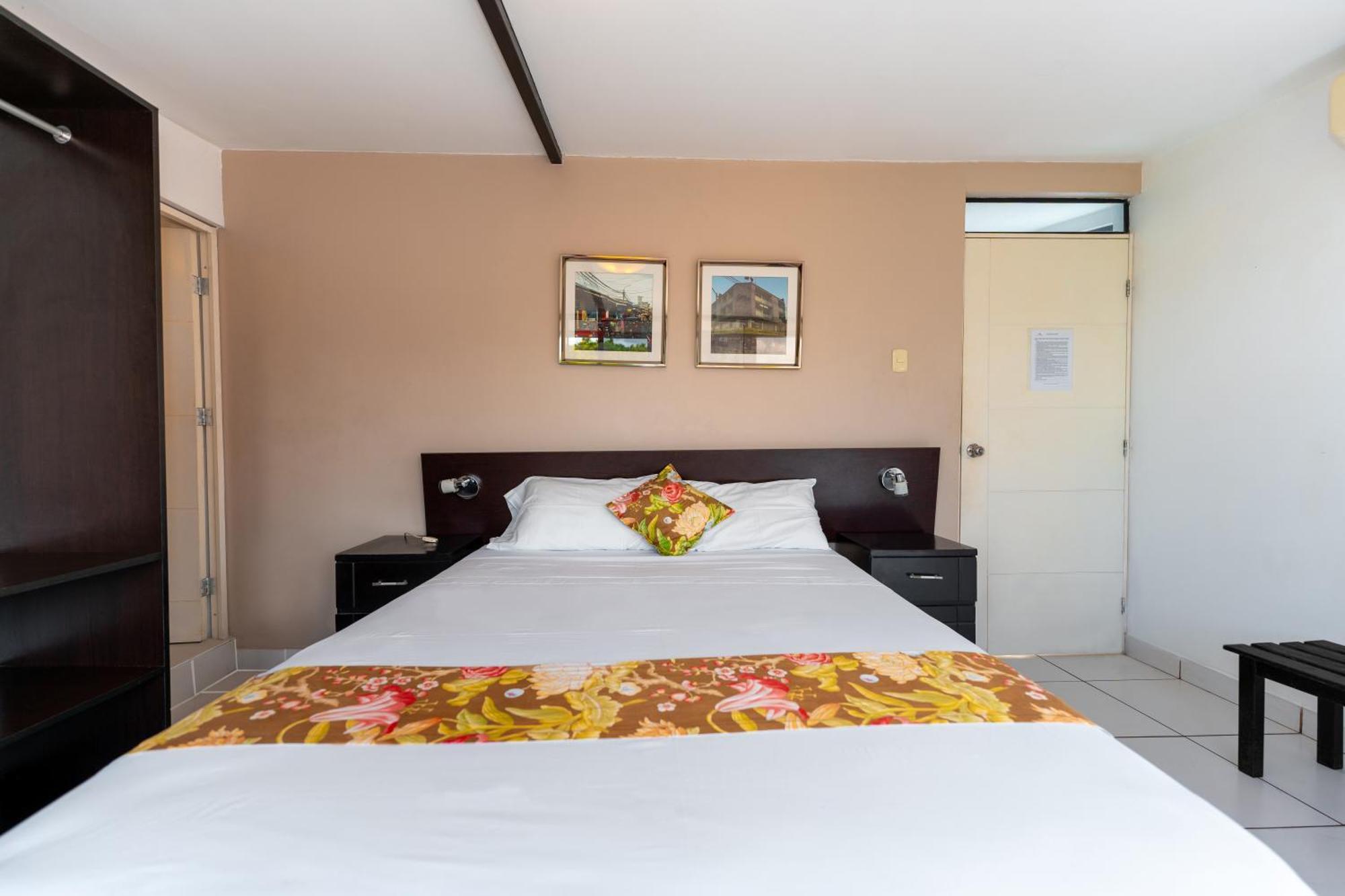 Hostal "Centrika" Tarapoto Kültér fotó