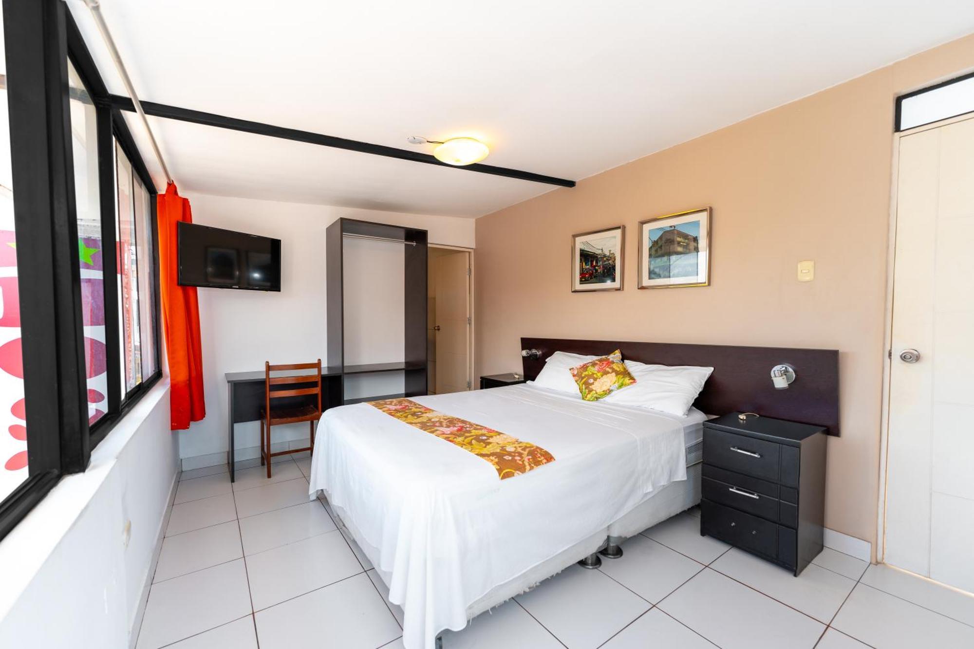 Hostal "Centrika" Tarapoto Kültér fotó